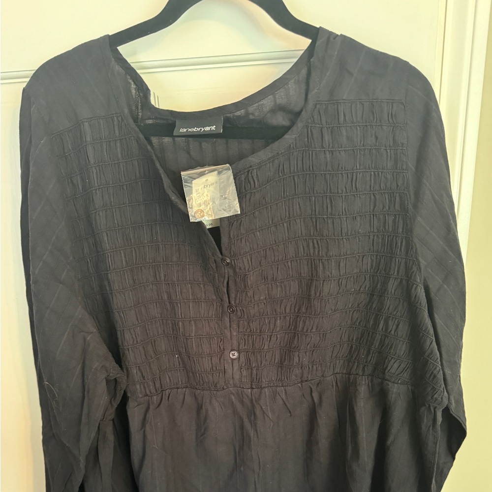 NWT Lane Bryant 26/28 Black Blouse